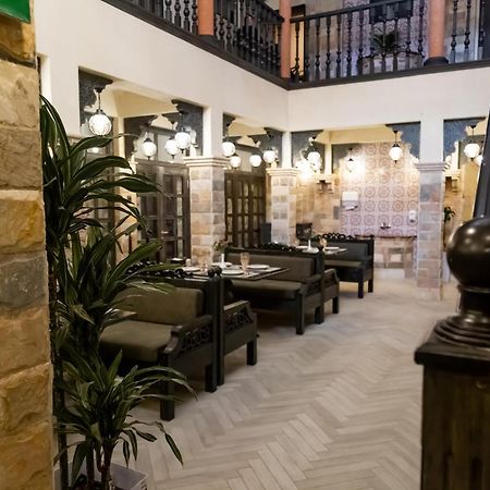 Rasoda Hotel&Restaurant ทาชเคนต์ ภายนอก รูปภาพ